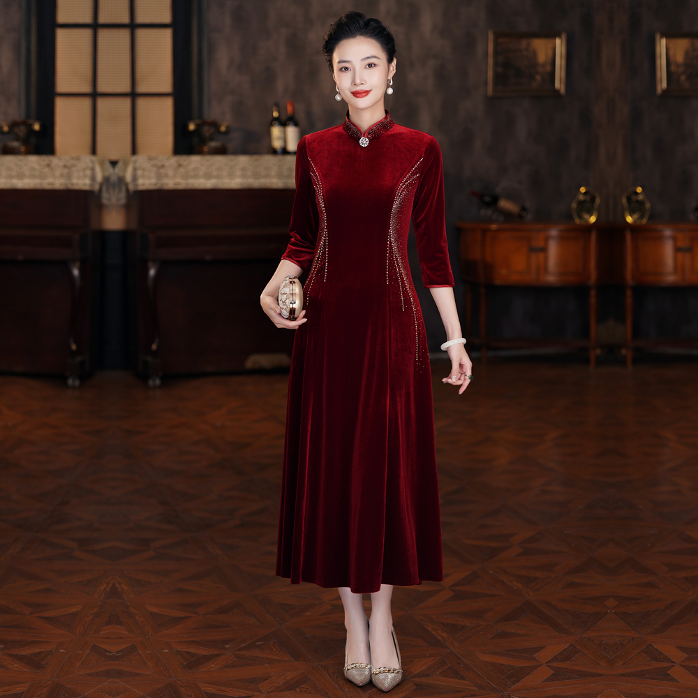 秋冬高贵气质喜婆婆婚宴长款旗袍大码修身显瘦改良中式大摆裙礼服