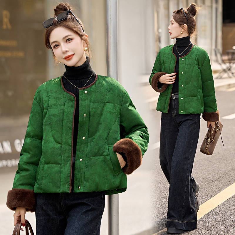 新中式国风复古轻薄圆领撞色拼接洋气时髦短款白鸭绒羽绒服冬季