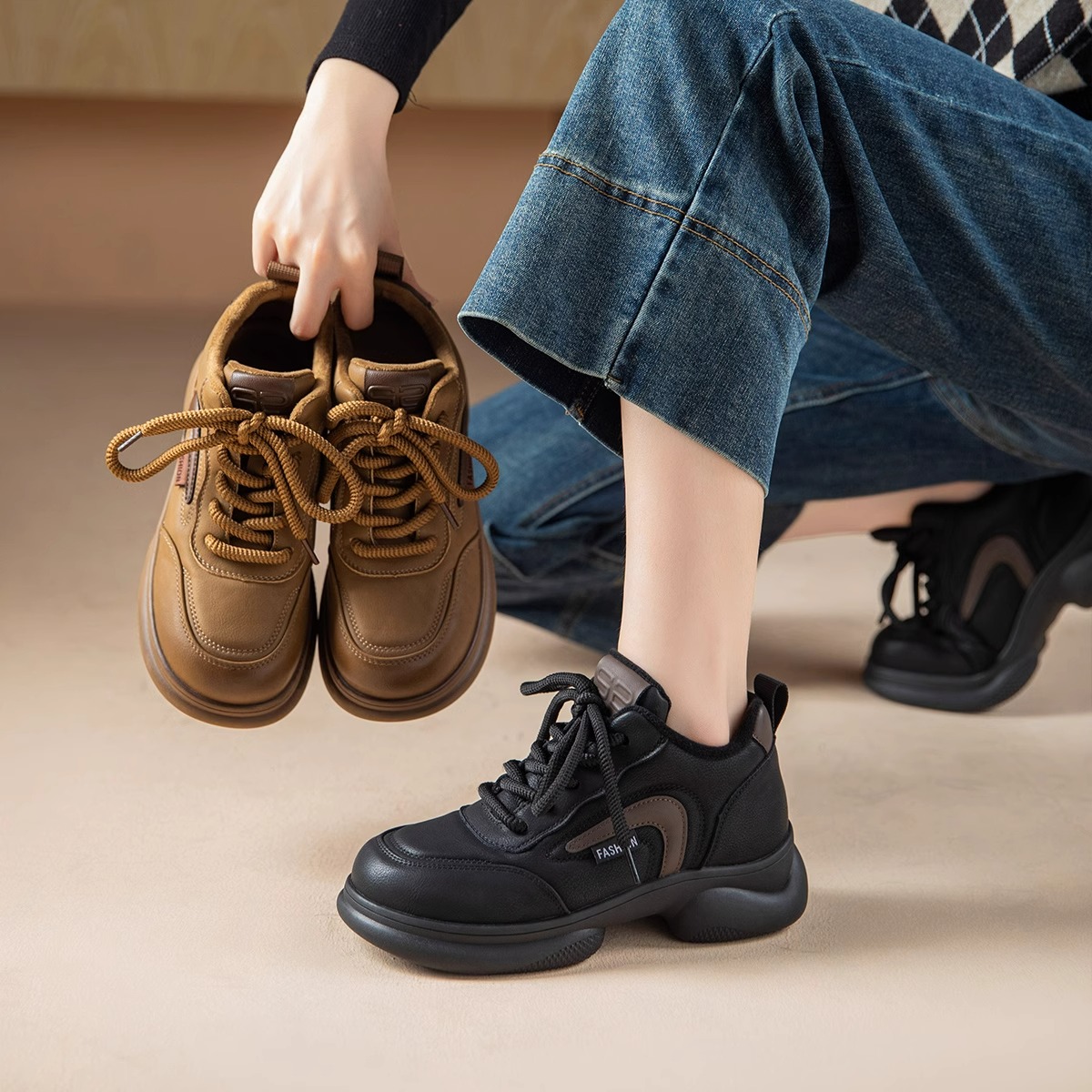 2025秋冬季百搭时尚真皮软底复古厚底加绒休闲鞋老爹鞋系带运动鞋