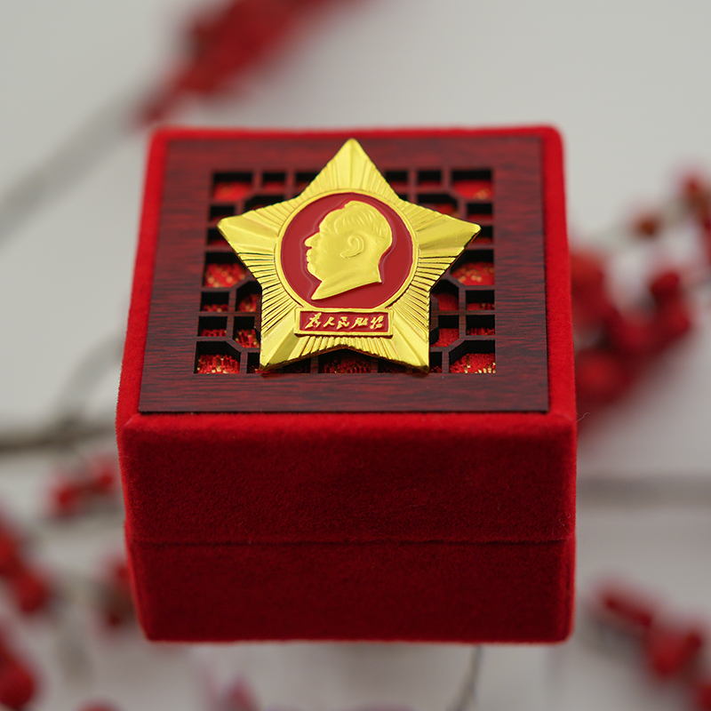 锌合金胸针 毛主席像章胸章胸牌胸针五角星配饰伟人红色徽章勋章