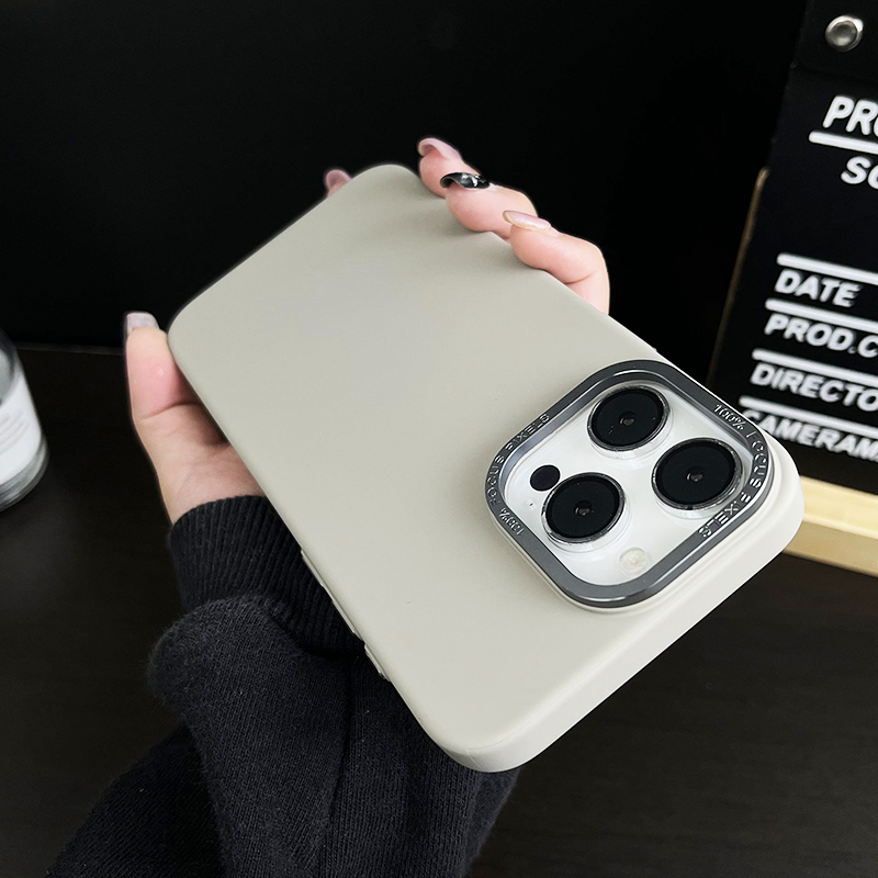 新款极简肤感iPhone15pro手机壳苹果14promax超薄12轻奢肤感壳13
