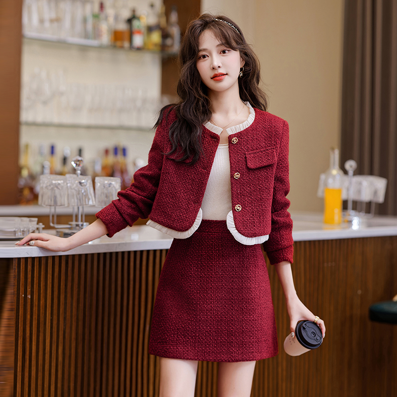 小香风短裙套装女秋冬2025新款爆款高级感小个子时尚优雅两件套潮