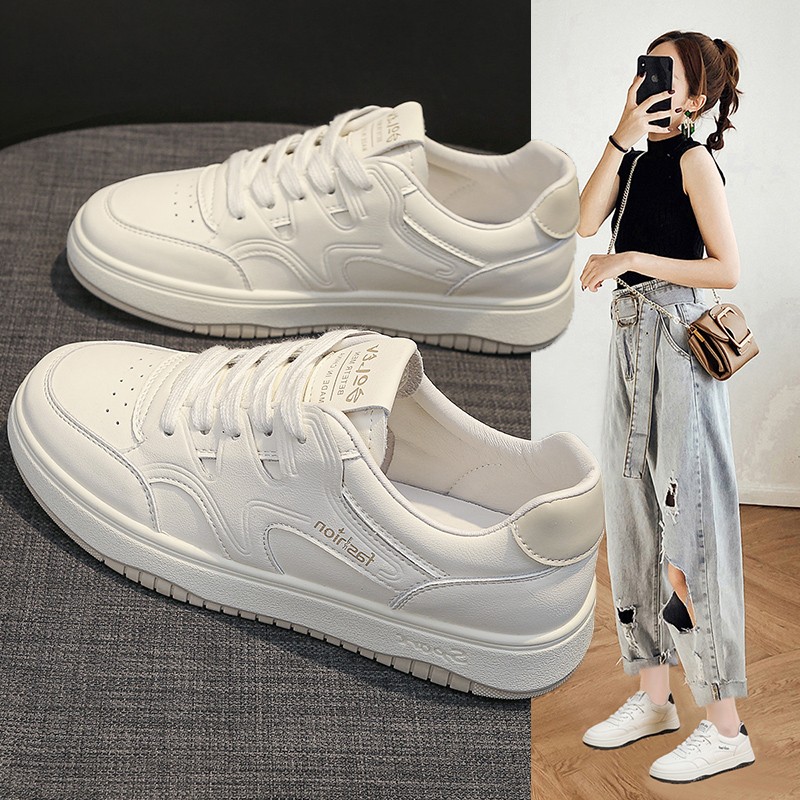 网红爆款小白鞋女2025新款春秋季平底板鞋子休闲百搭薄款学生女鞋
