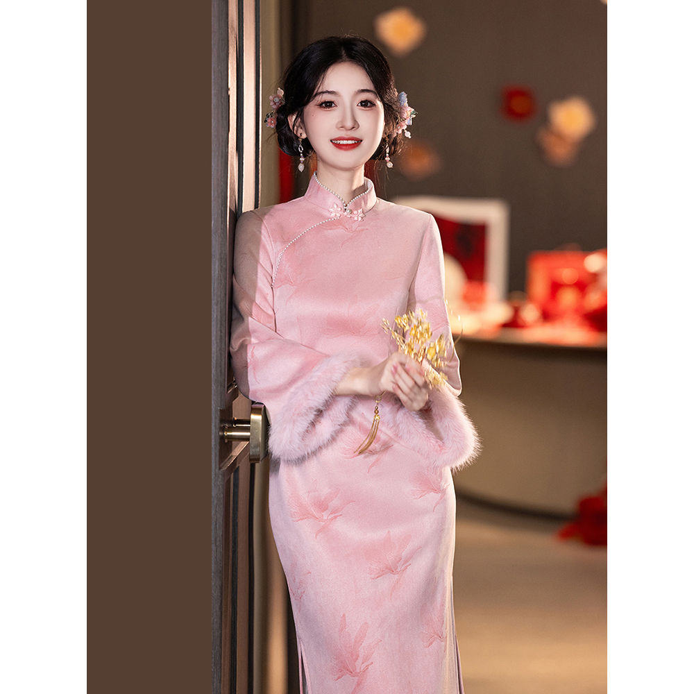 粉色新中式旗袍秋冬款倒大袖加绒加厚敬酒服新娘冬季订婚衣服礼服
