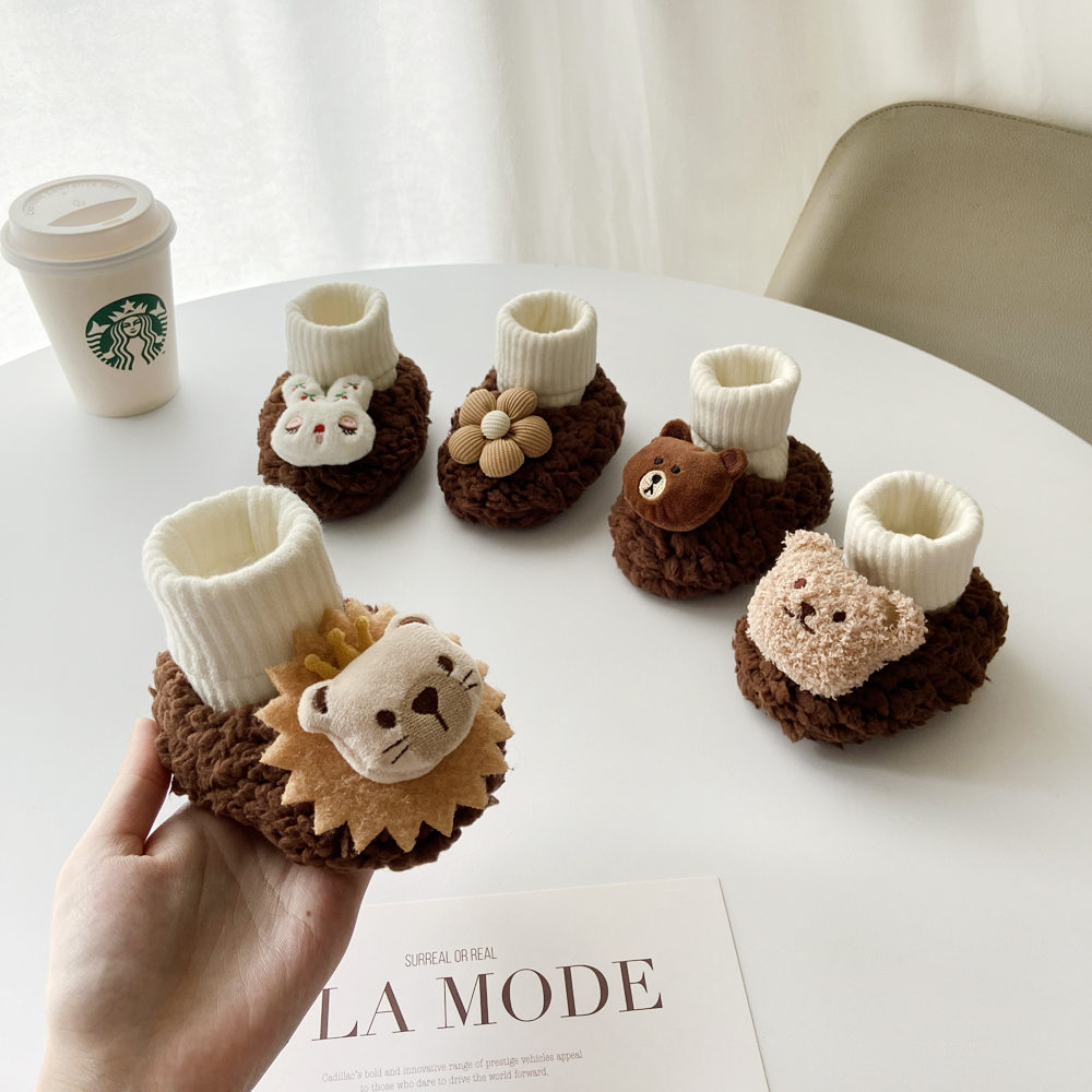 棕色婴儿鞋子冬季男女童小月龄婴幼儿宝宝学步鞋子袜子一体羊羔绒