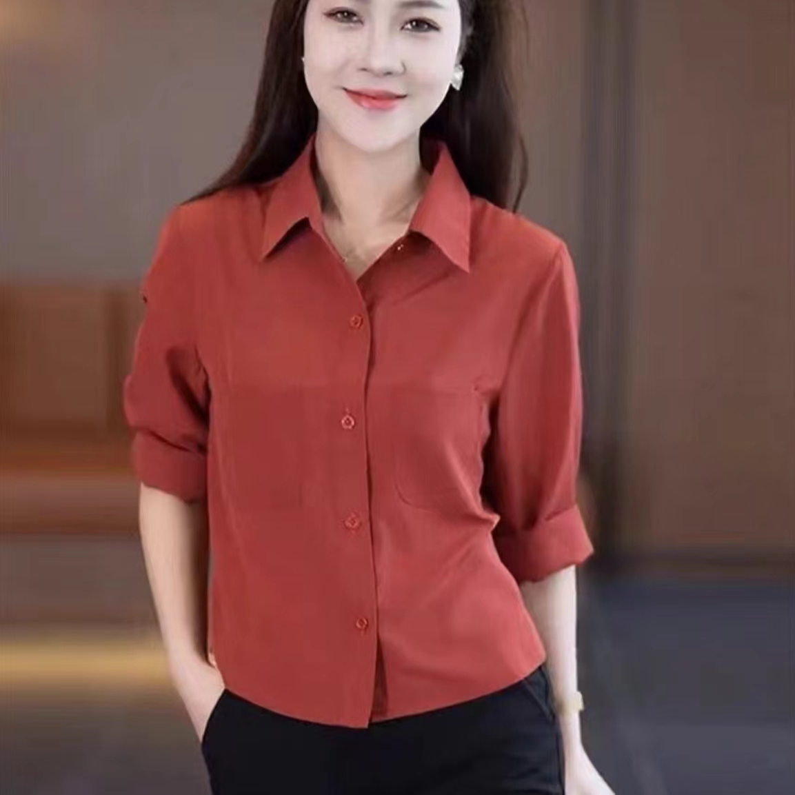 2025秋季新款长袖上衣时尚短款气质小个子洋气衬衫衬衣妈妈装女装