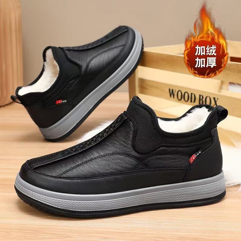 冬季新款老北京布鞋保暖防水防滑男士棉靴爸爸雪地中老年加厚棉鞋