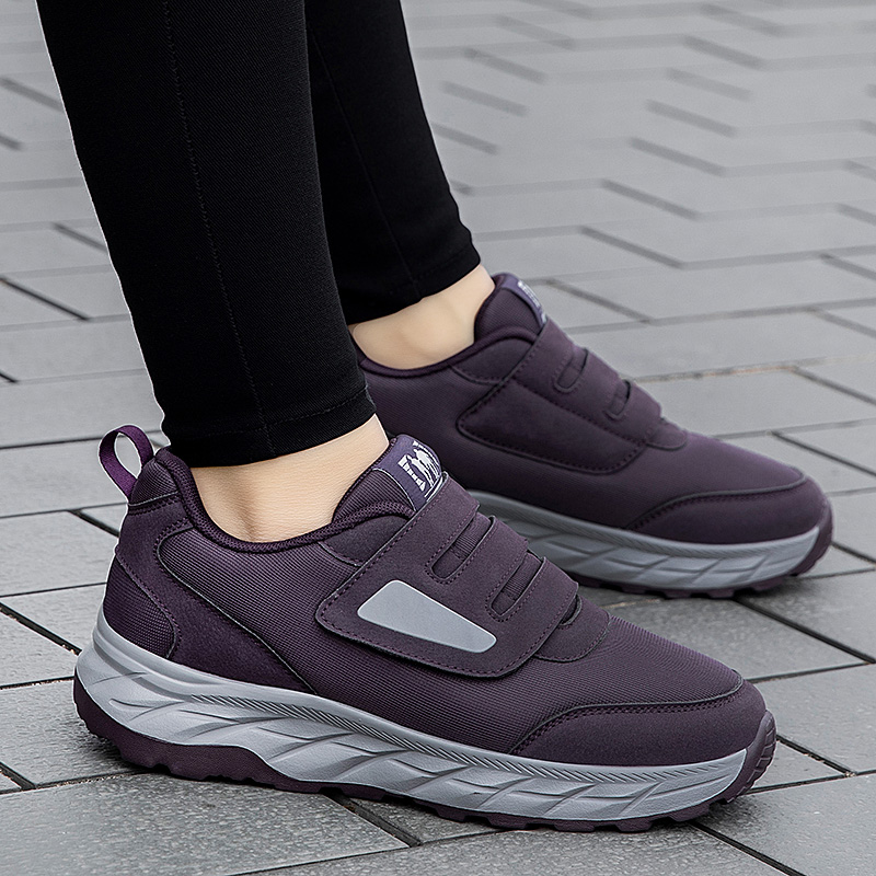 老人鞋女大脚骨拇指外翻加宽运动鞋老北京布鞋女中老年妈妈健步鞋