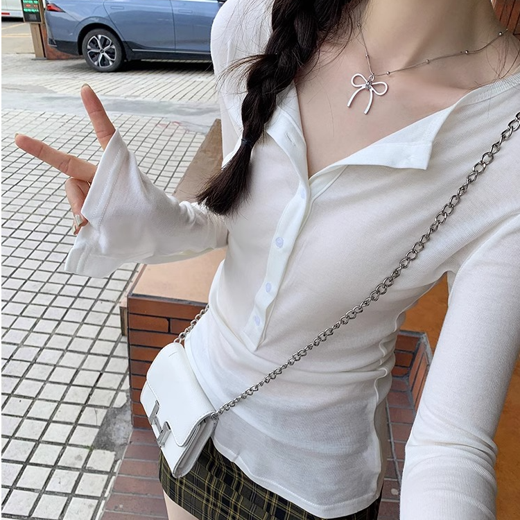 白色上衣半开V领纽扣薄款防晒罩衫女早秋新款纯欲修身喇叭长袖T恤
