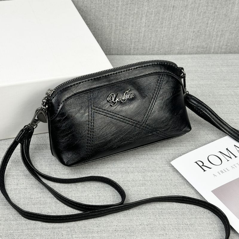 真皮质感小包包女包2024新款中年妈妈单肩斜挎包老年人手机零钱包