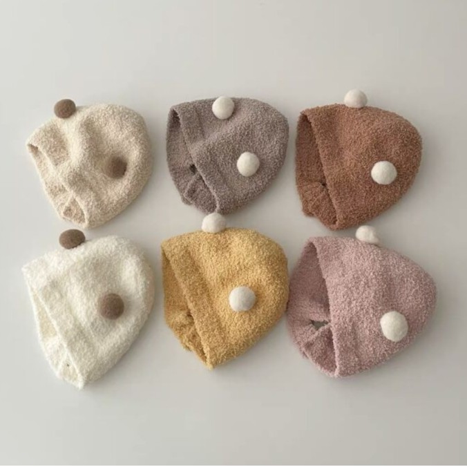 韩版ins秋冬新款百搭宝宝护耳保暖防寒舒适婴儿双球软糯婴儿帽子