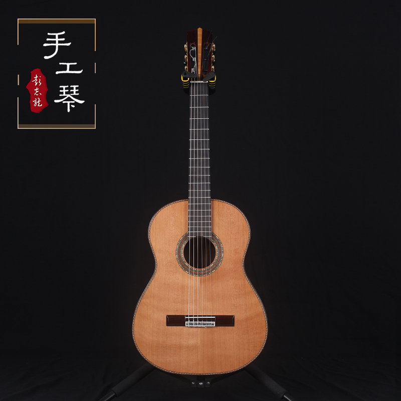 双面板 彭志龙古典吉他39寸 双面红松可可波罗抬升指板 演奏琴