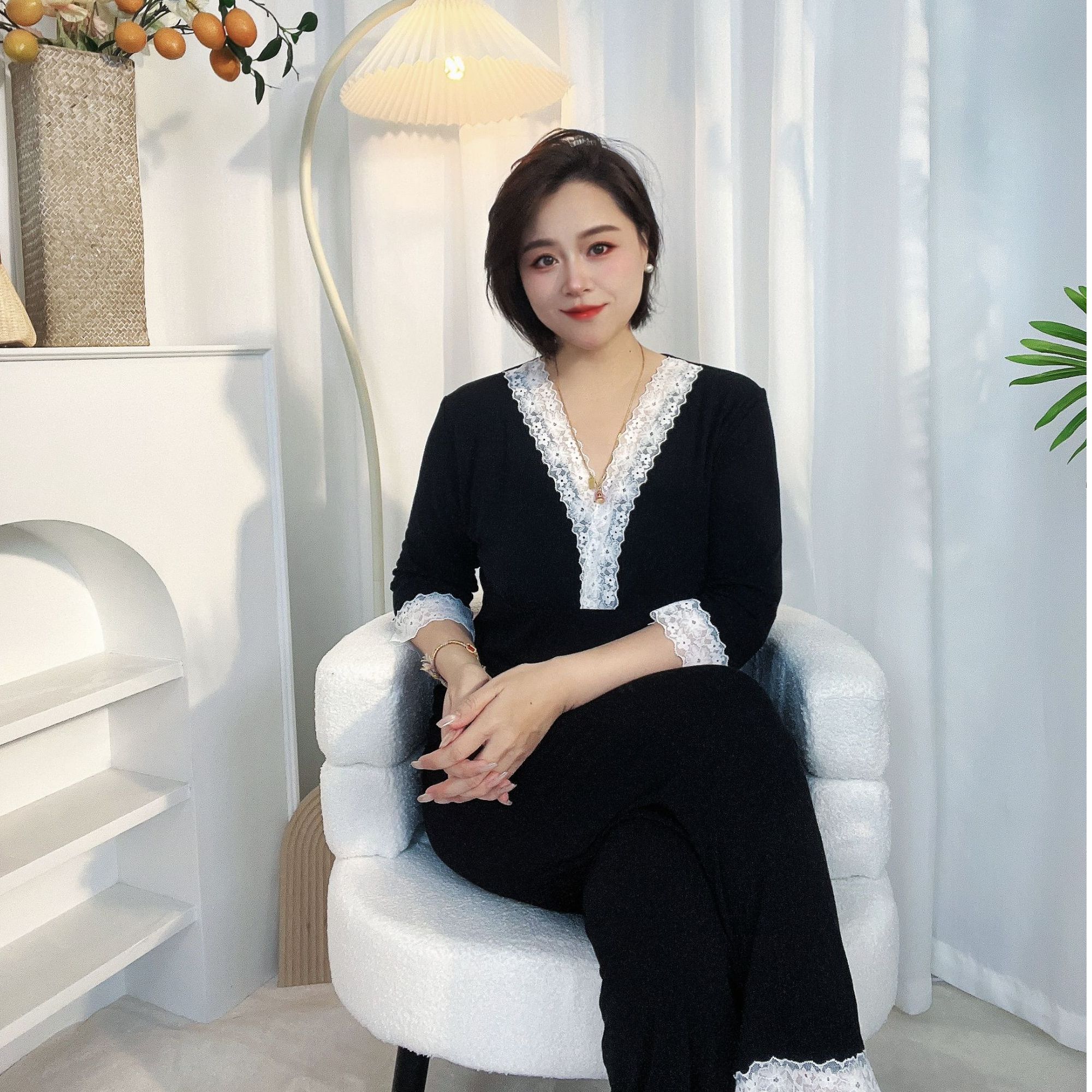 初初家【5D新氧棉】蕾丝V领带胸垫显瘦春秋大码睡衣舒适家居服套装