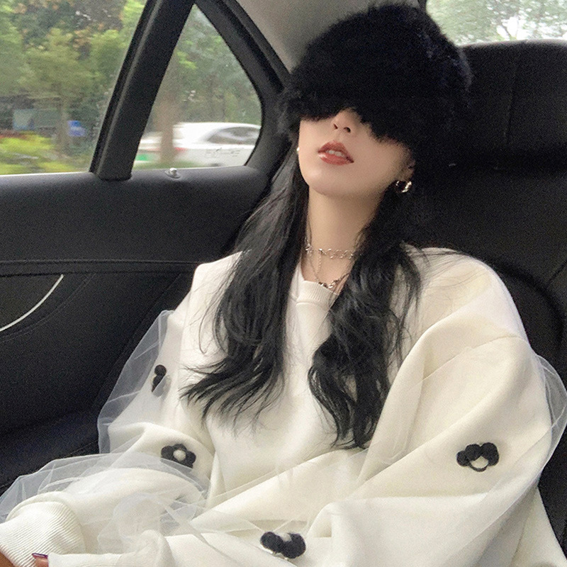 白色卫衣女2025年拼接薄款超火流行遮屁股设计感中长款ins潮上衣