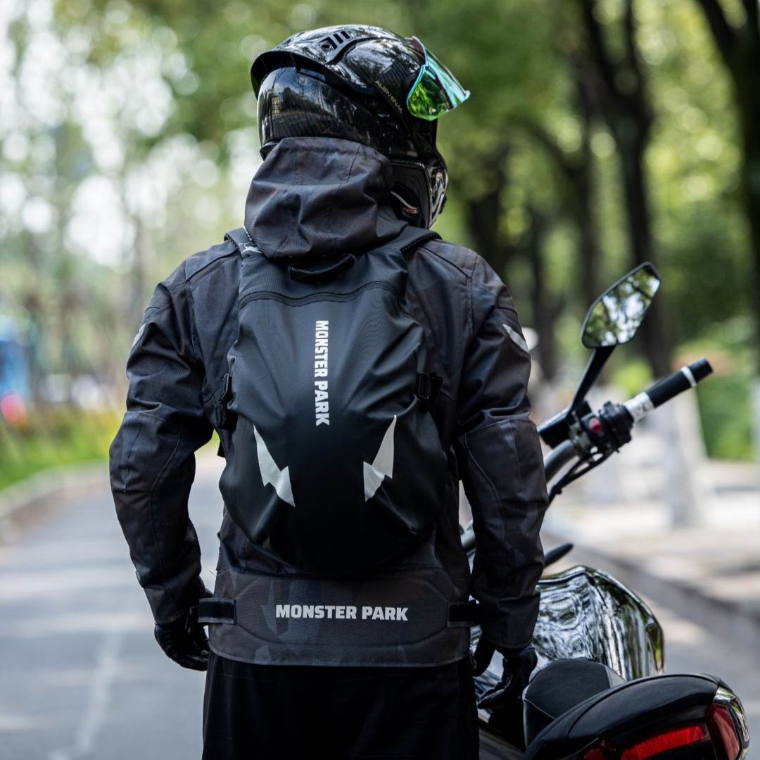 怪兽公园头盔包摩托车背包双肩骑行包舒适透气防水头盔背包骑士包