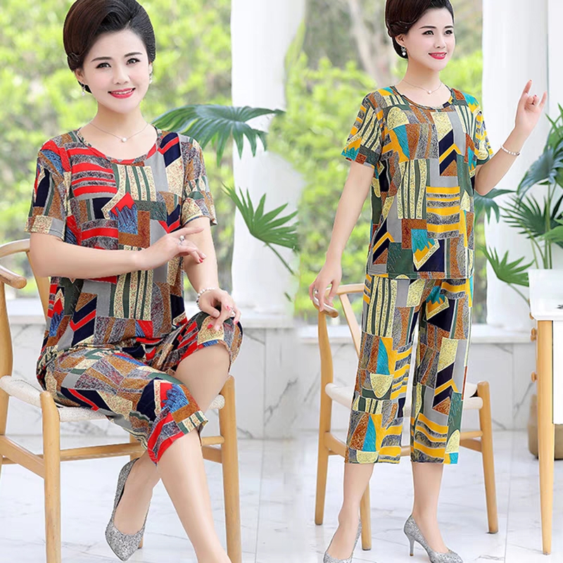 夏季必备休闲妈妈套装女士短袖冰丝女装