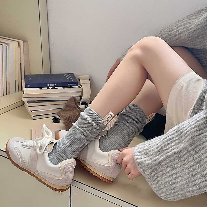 后标 | 韩国ins纯色长筒秋季柔软百搭布标白色中筒袜jk日系堆堆袜