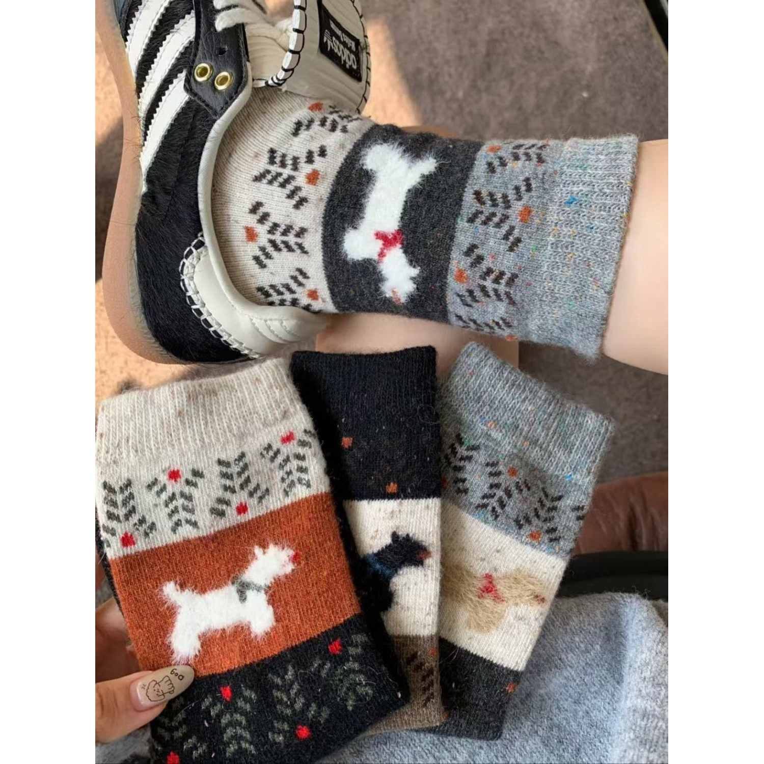 费尔岛复古氛围撞色狗狗日系秋冬毛绒可爱袜女韩系中筒袜ins潮SJ