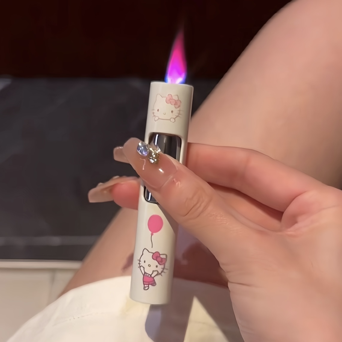 卡通圆柱形可爱库洛米KT猫玉桂狗渐变色粉火防风打火机男女礼物