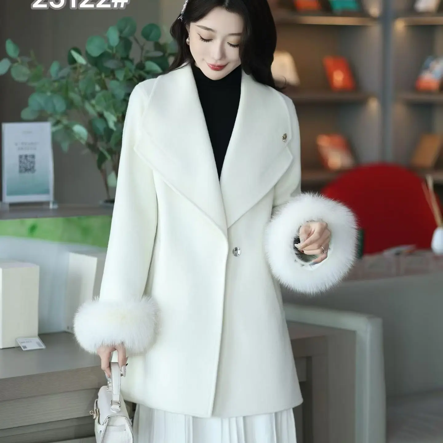 加厚款时尚百搭韩版长款毛呢大衣女士秋冬保暖