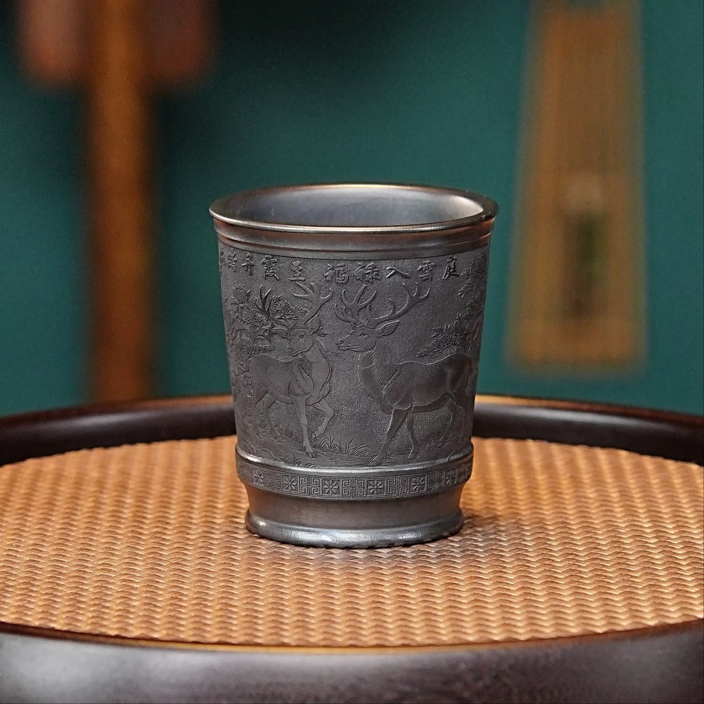 宜兴全手工紫砂茶具 原矿石黄泥料刻绘双鹿图紫砂主人杯