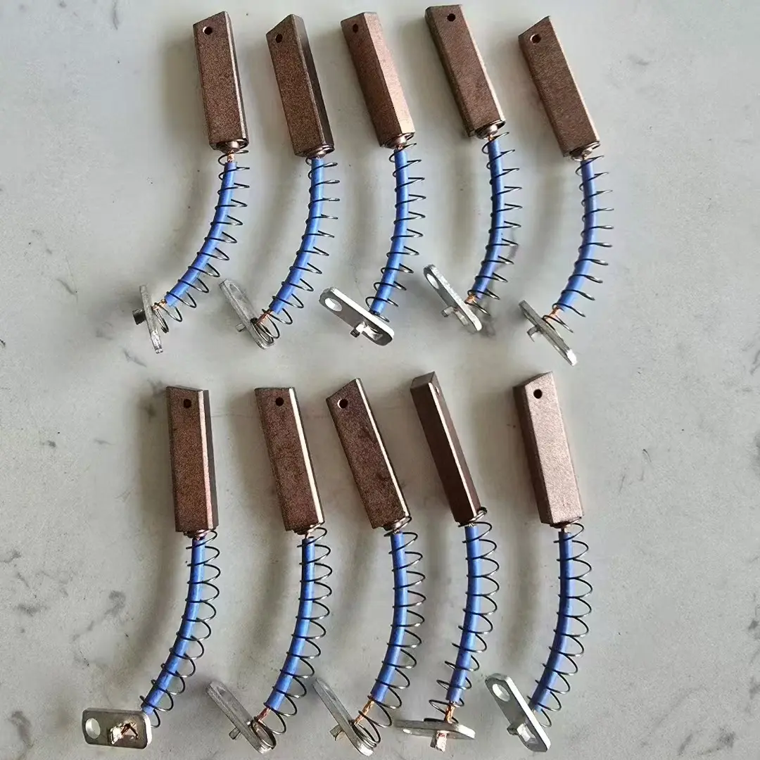 斯堪尼亚原装位碳刷 沃尔沃卡车碳刷 斗山挖机发电机碳刷 2只装