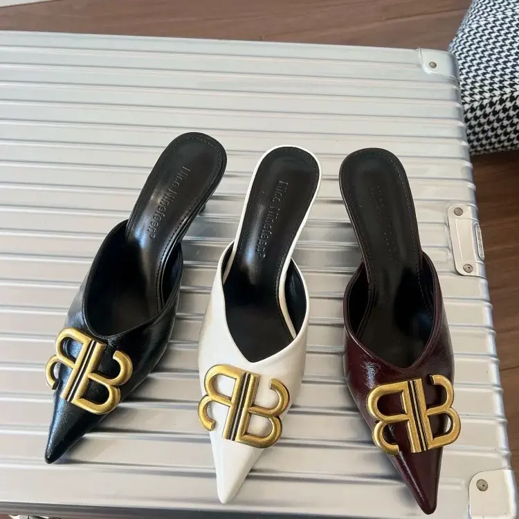 法式金属扣尖头细跟凉拖鞋女外穿2025年新款百搭高跟单鞋穆勒半拖