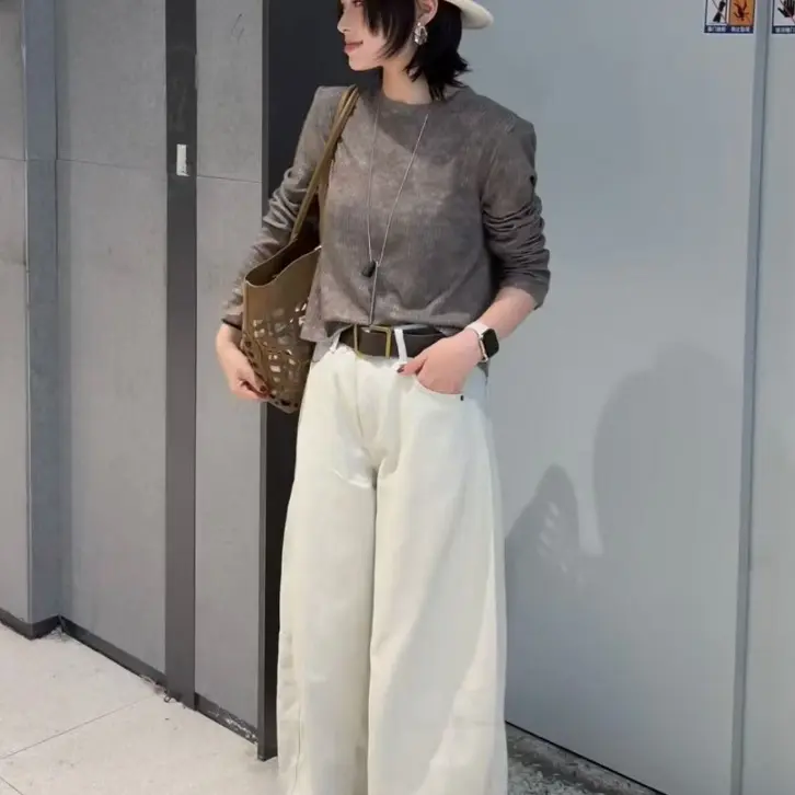 【艾美派】长袖印花百搭休闲通勤女T恤圆领打底衫女士2025短款6680