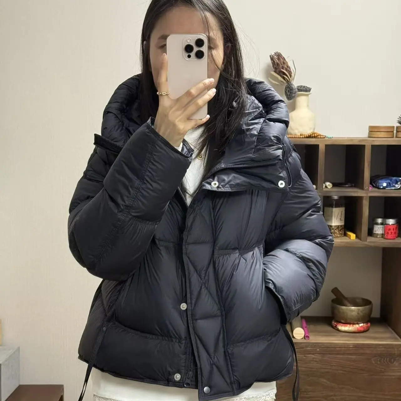 7032-连帽纯色90鸭绒宽松羽绒服女士短款休闲冬季立领