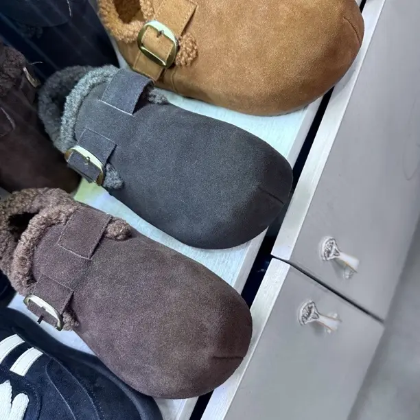 新款秋冬季勃肯鞋女加绒厚底内增高保暖舒适平底棉鞋