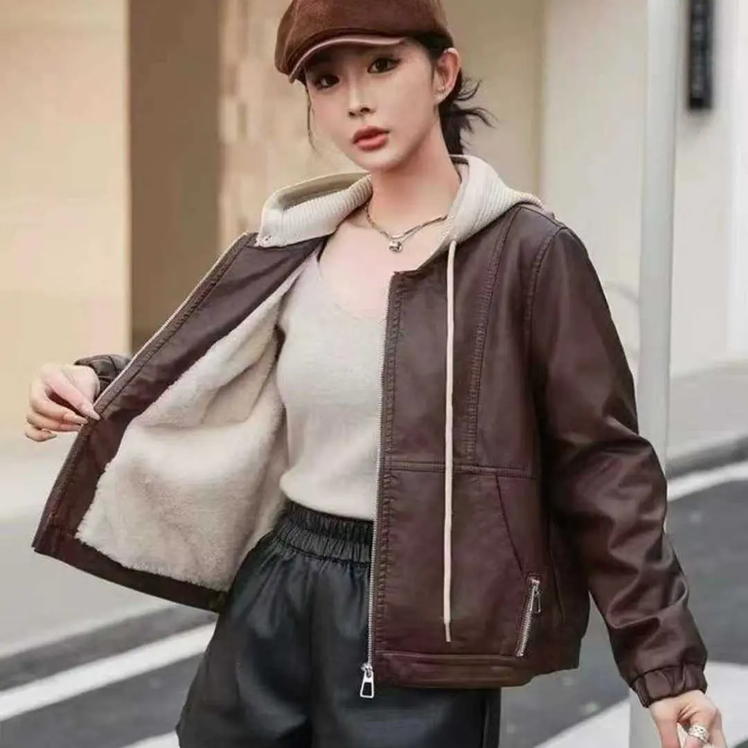 8913加绒连帽皮衣外套女短款秋冬爆款今年流行时尚休闲皮夹克上衣
