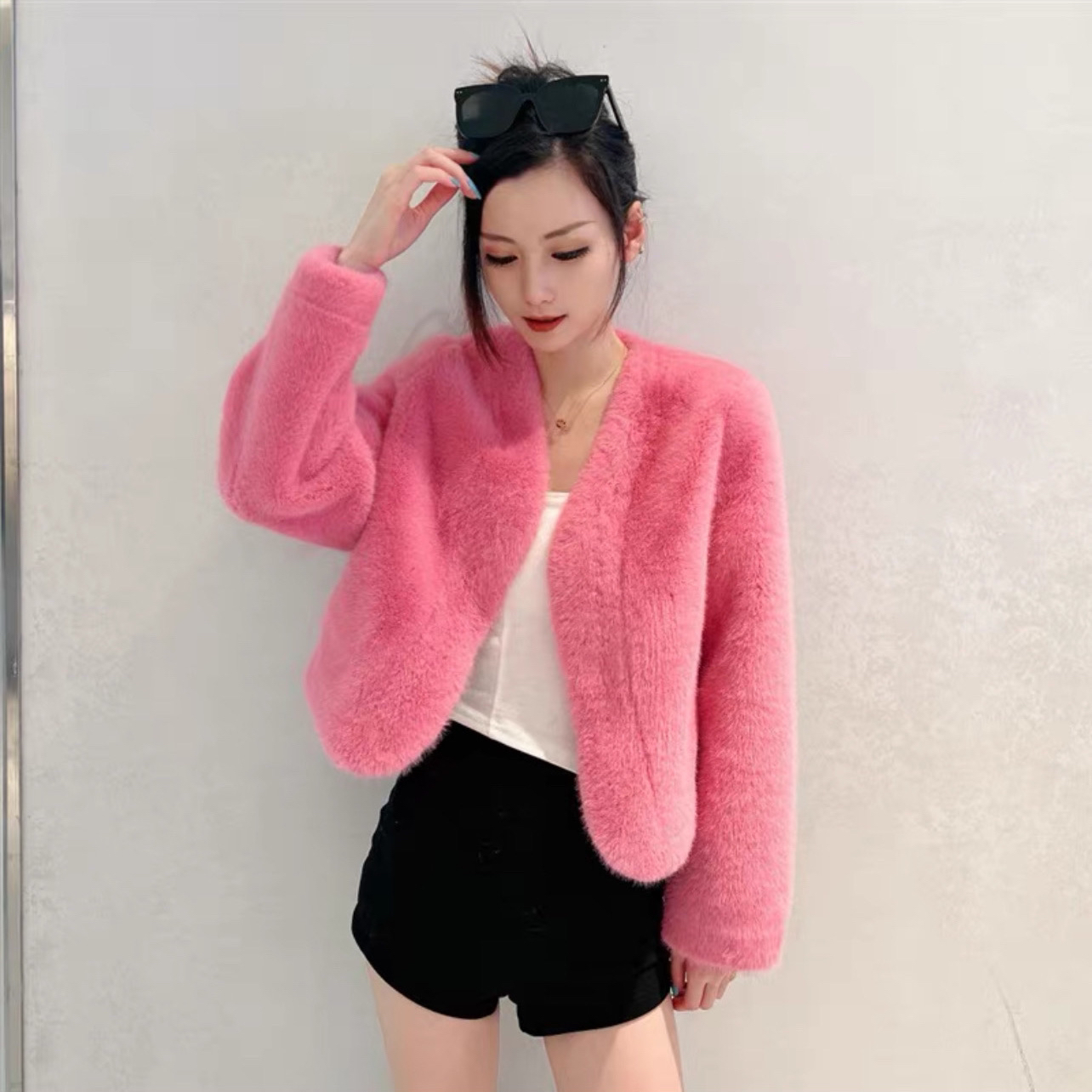 女宽松型开襟短外套小香风网红冬季百搭时尚女装开衫轻奢妈妈马甲