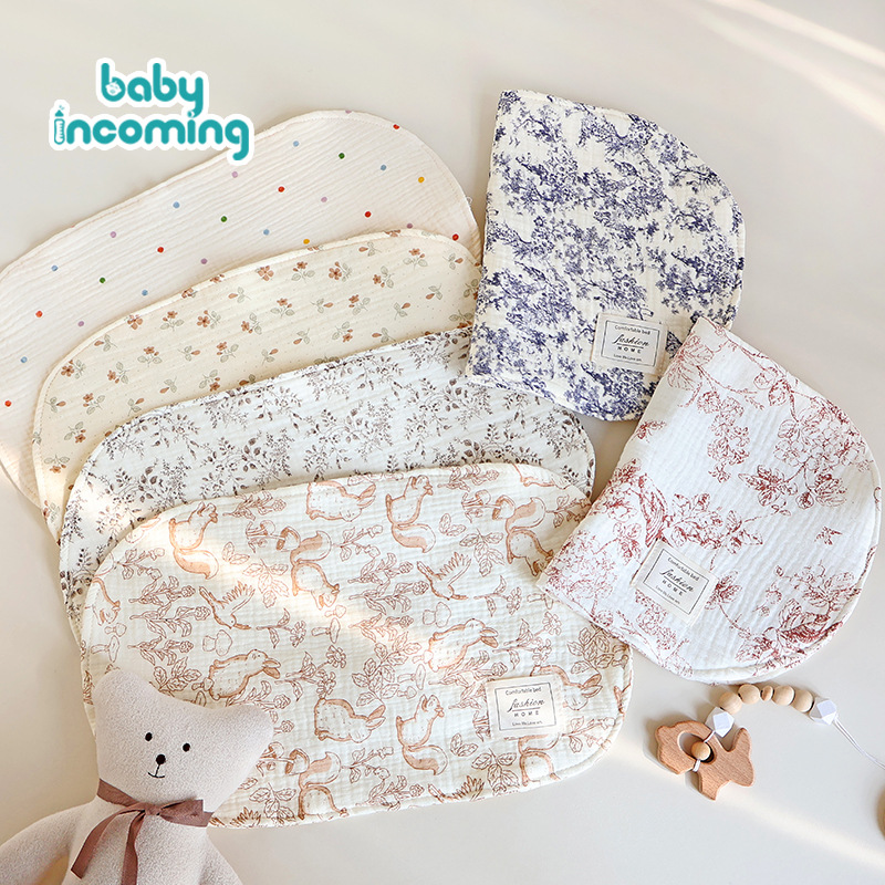 儿童绉布枕头新生儿云片枕0-6个月宝宝防吐奶婴儿a类卡通透气枕巾