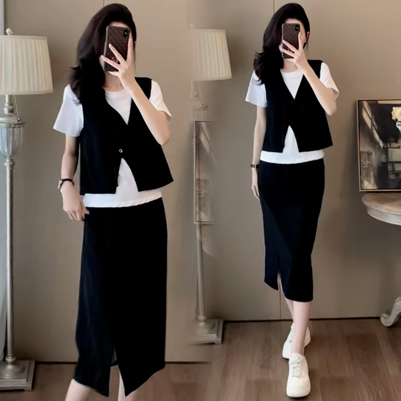 设计感气质通勤穿搭女夏季白色短袖T恤黑色马甲开叉半身裙三件套
