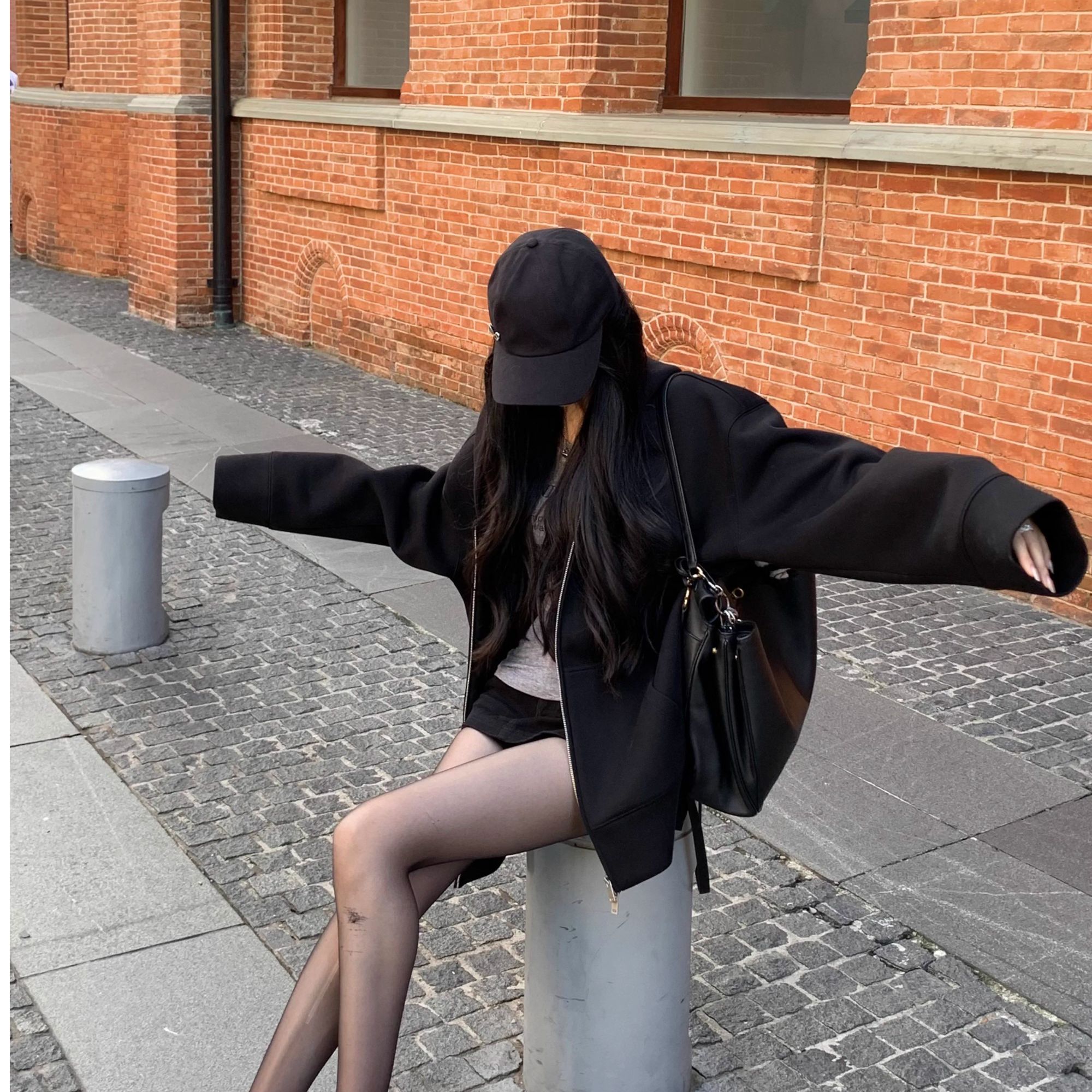 2025早秋新款时尚外套休闲百搭黑色连帽宽松气质韩版显瘦长袖外套