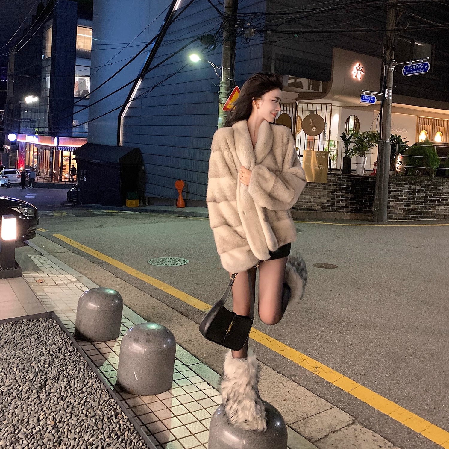 黑标"名流派对"哥本哈根紫金级水貂毛奢贵真丝衬青果领皮草外套