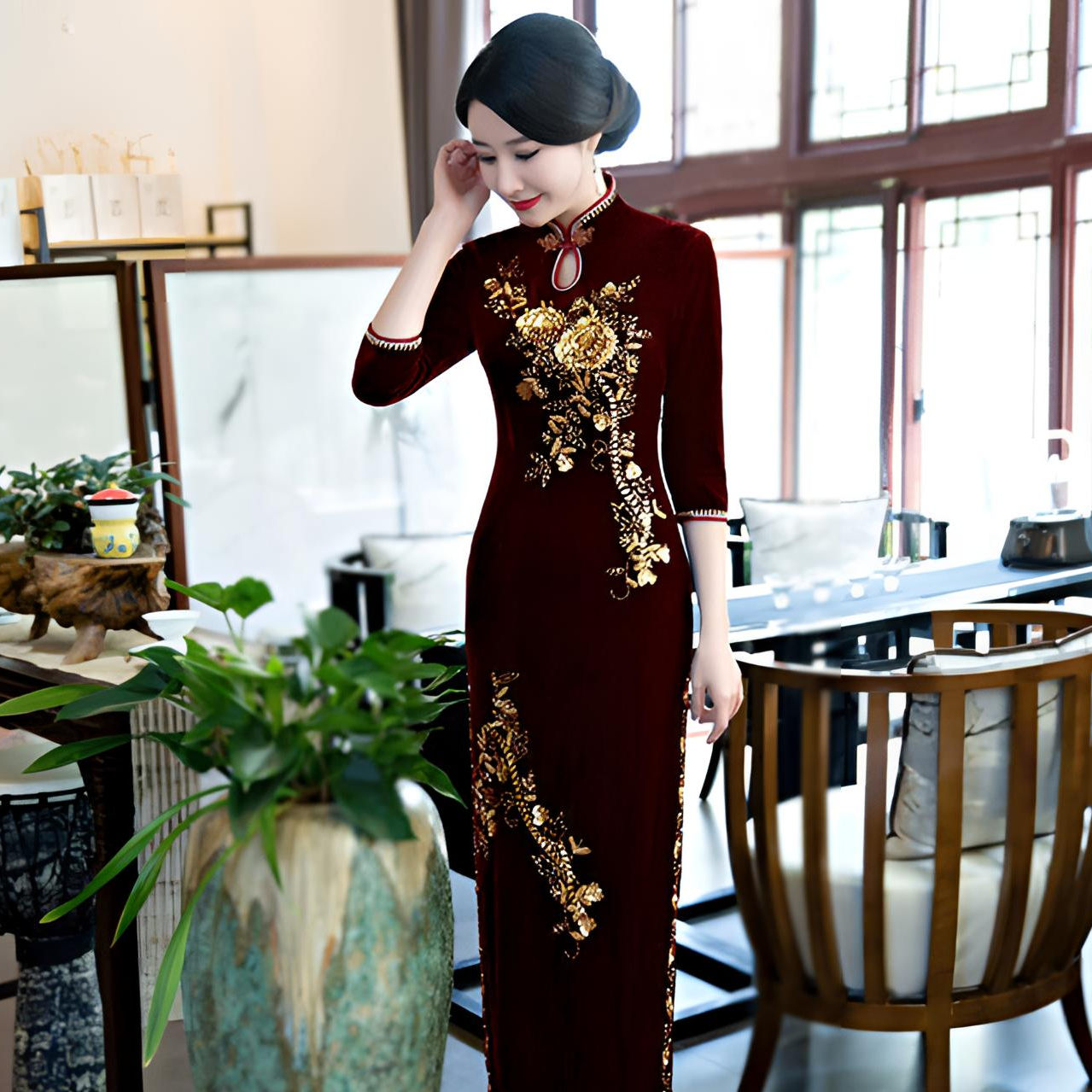 秋冬高贵气质金丝绒中国风旗袍大码复古婚礼中年修身走秀优雅旗袍