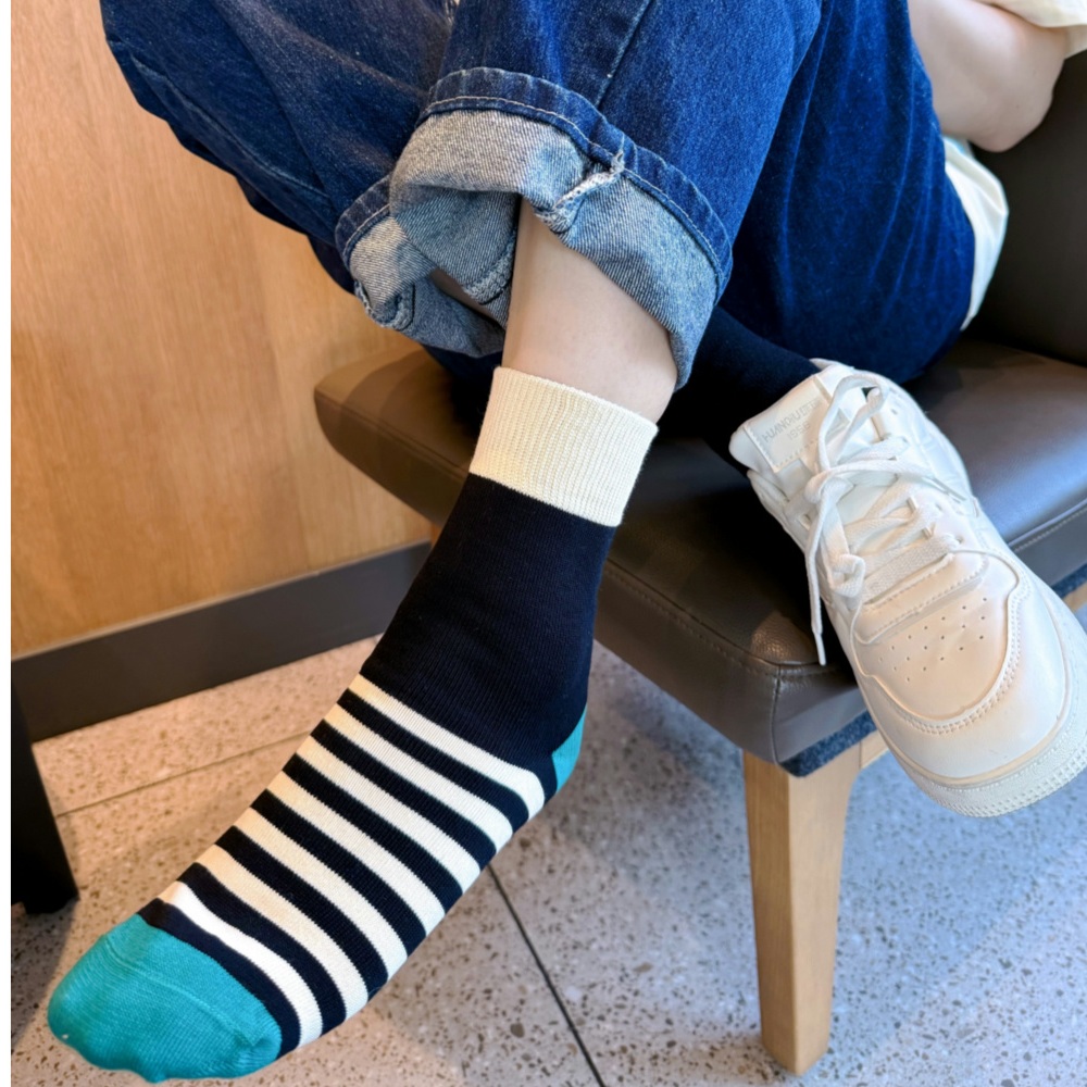 椒子撞色条纹袜子女秋冬款2025新款爆款中筒棉袜ins潮日系无骨袜