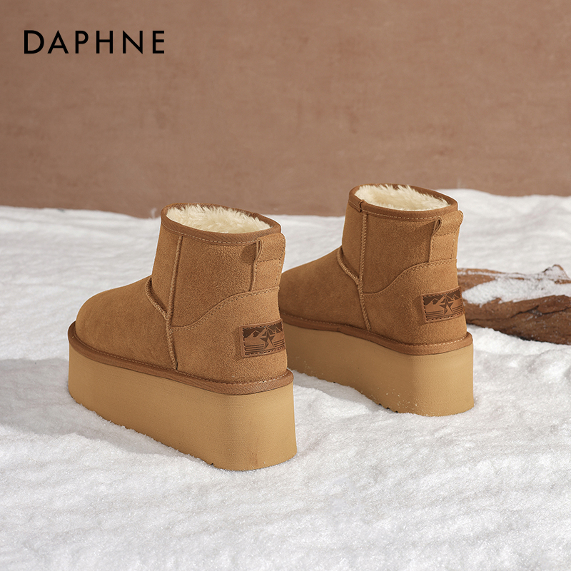 达芙妮厚底高跟雪地靴女冬2025新款加绒保暖增高桑坡东北棉鞋短靴