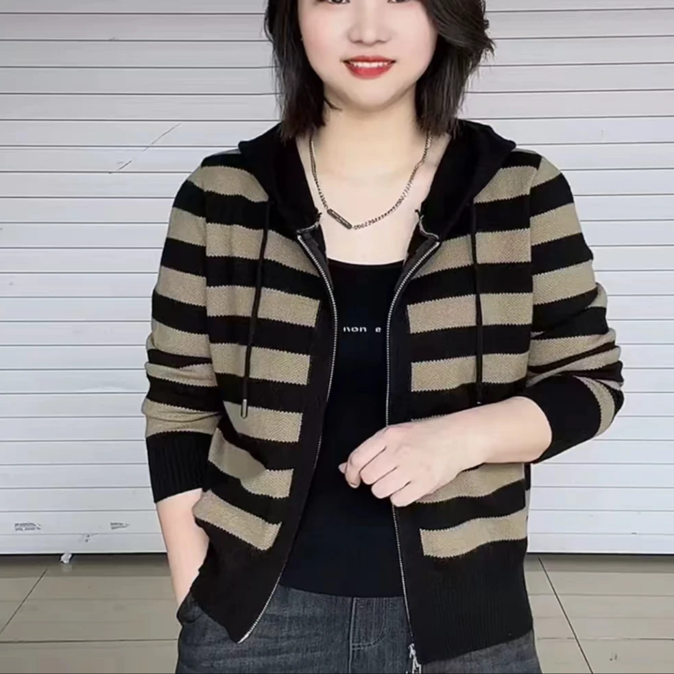 【正品】条纹连帽针织开衫外套时尚洋气宽松大码网红显瘦百搭休闲韩