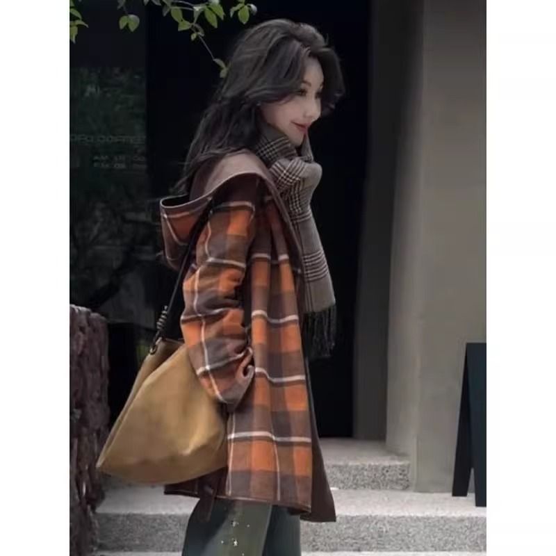 2024冬季新款今年流行漂亮欧货时尚美拉德格子毛呢子大衣外套女装