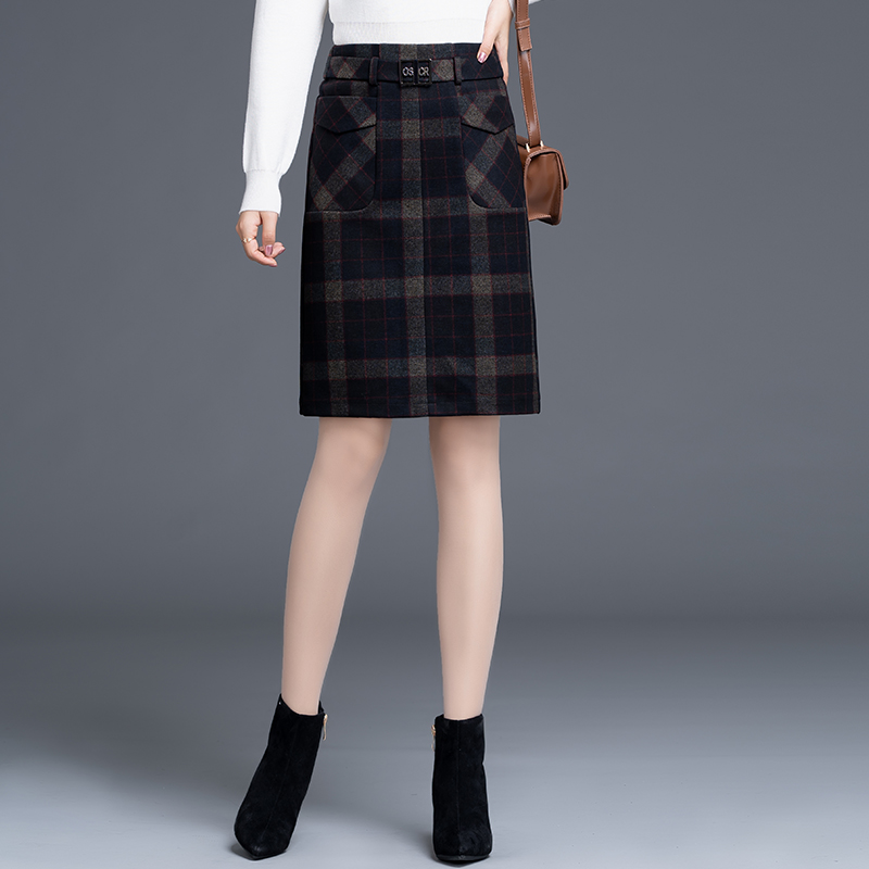 格子包臀半身裙秋冬新款女新款高腰短裙一步裙中裙厚款冬裙子