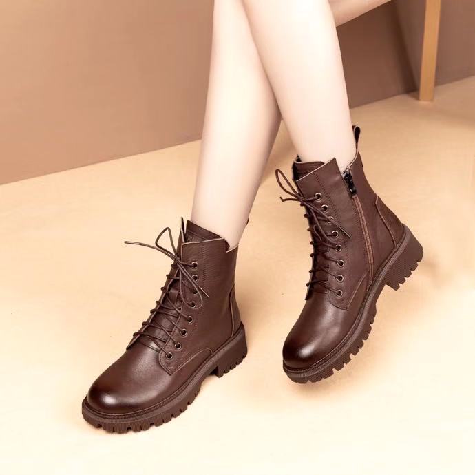 牛皮马丁靴平底圆头百搭加绒软皮英伦风靴子洋气冬季时尚软底女真