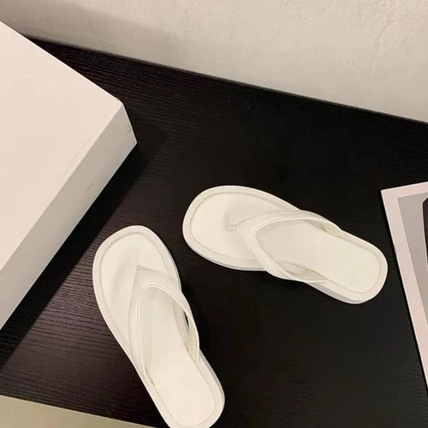 杨杨 简约白色系人字拖拖鞋3888