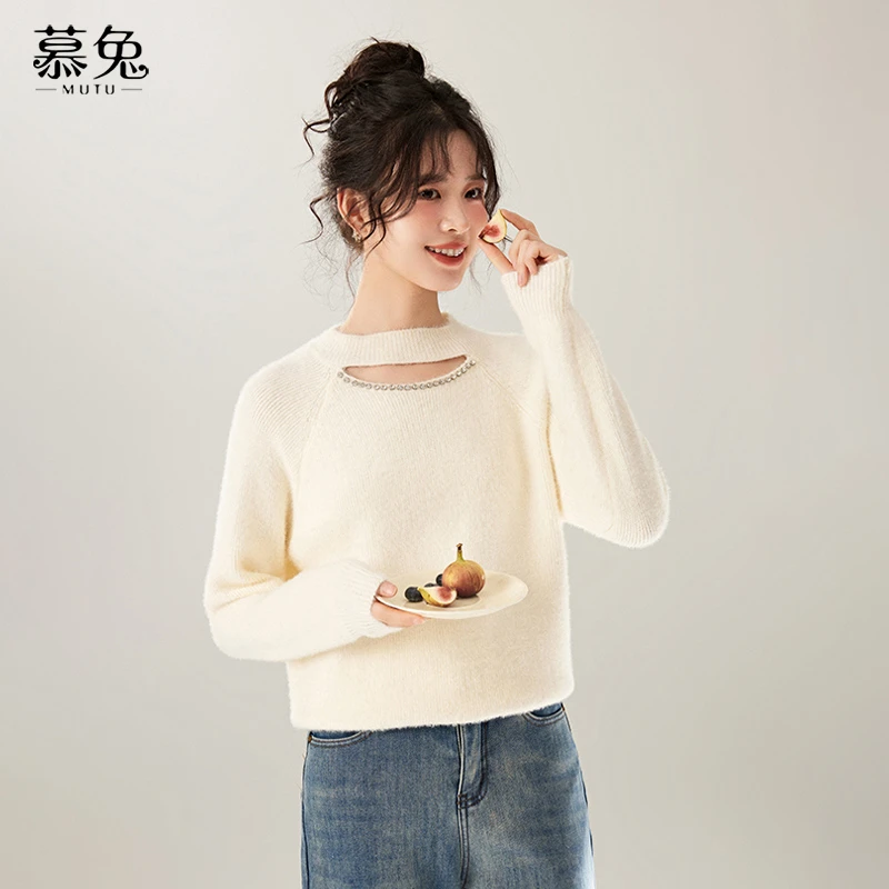 慕兔温柔风镂空圆领套头毛衣女2024新款秋冬小个子宽松针织衫上衣