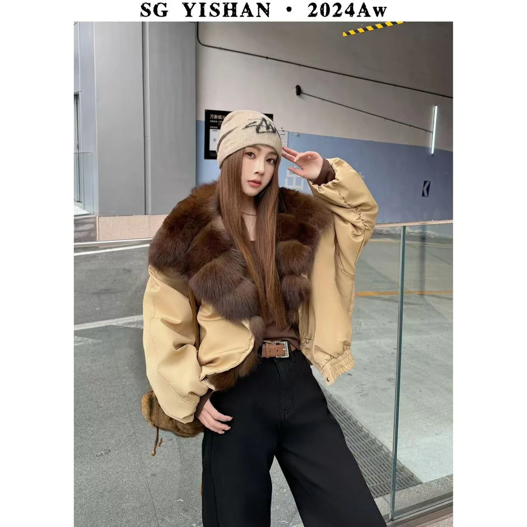 SG / 杨依姗 AW派克计划 狐狸毛领廓形鹅绒派克服WT-20242684