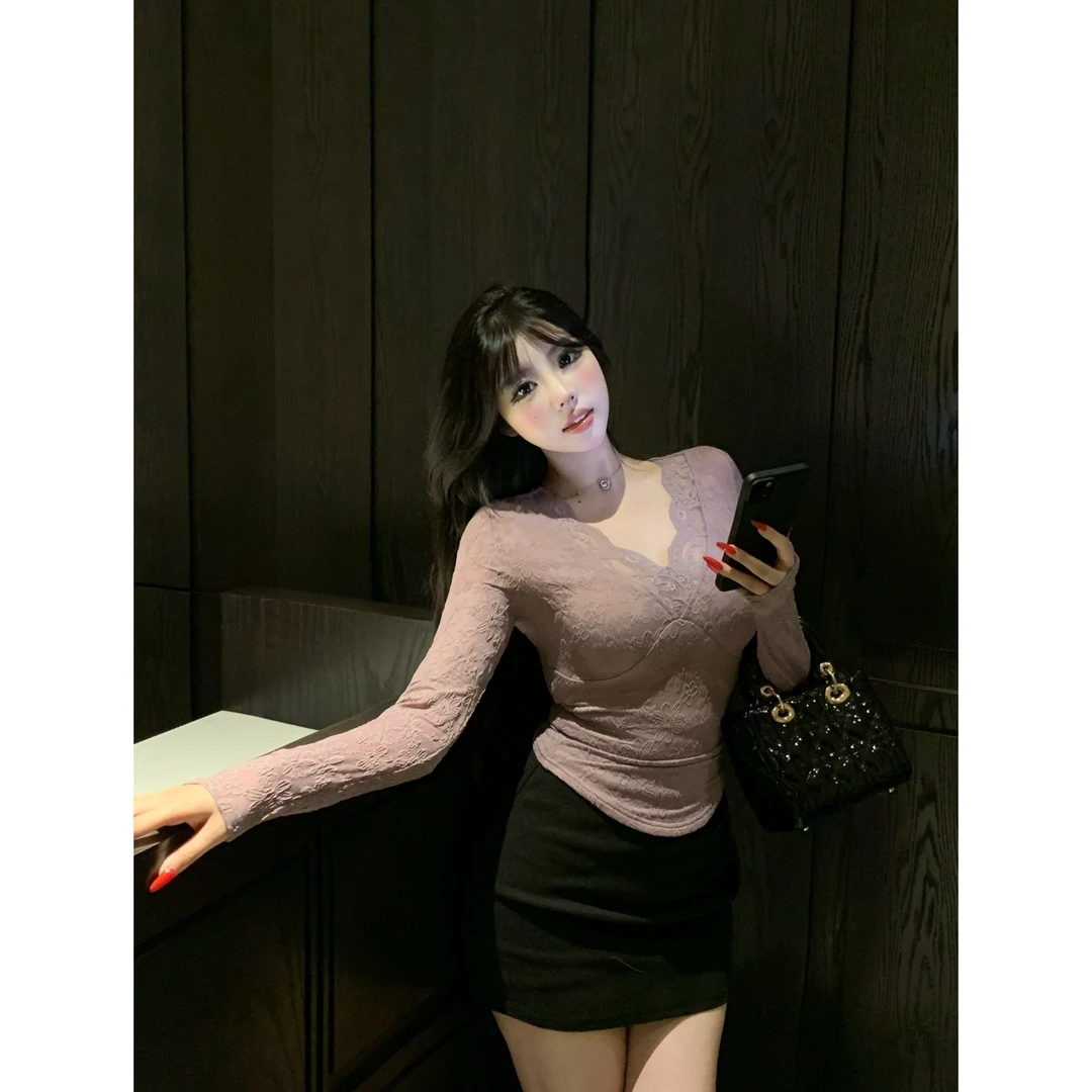 现现MengFairy【温柔美神】纯欲设计感针织拼接蕾丝长袖上衣4105M