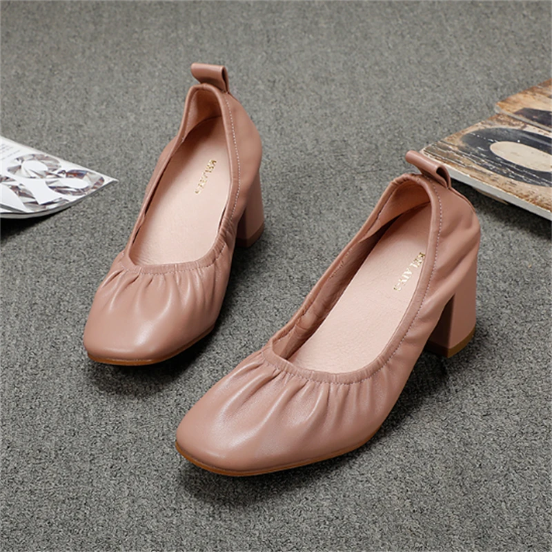 羊皮时尚方头粗跟奶奶鞋女巫鞋秋冬复古软皮浅口高跟单鞋软底女鞋