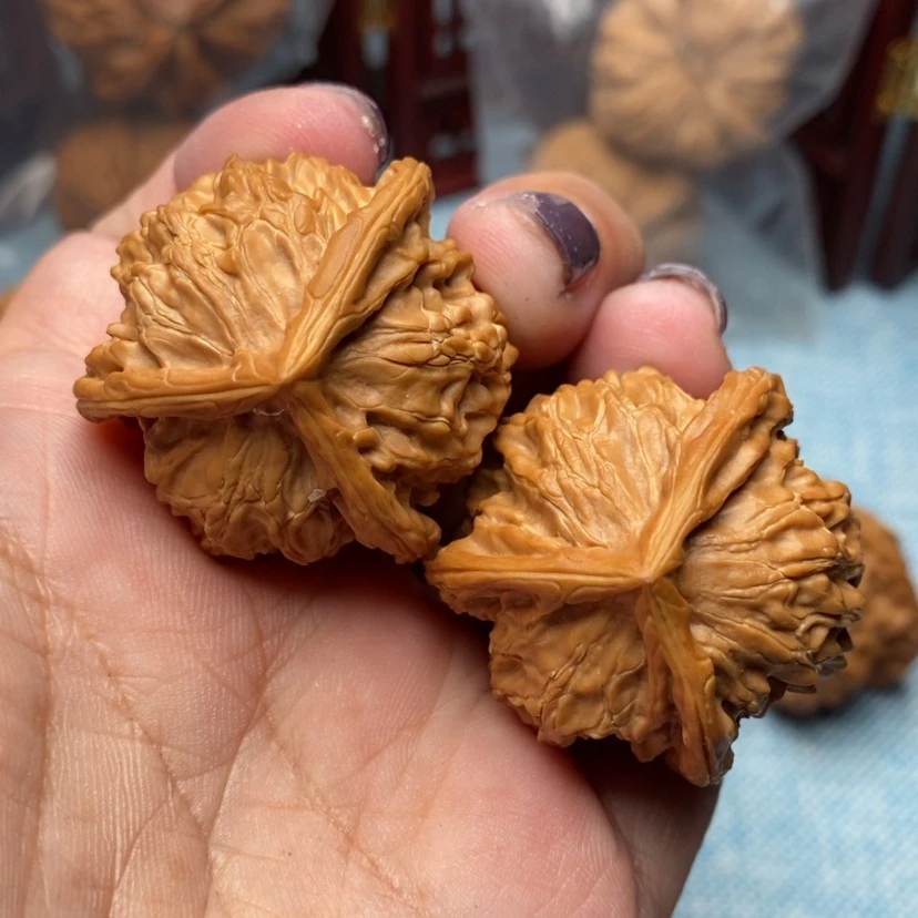 【闪购商品】文玩核桃把件云*上三棱37