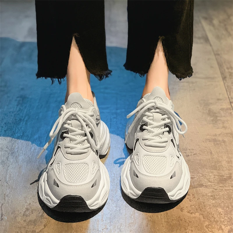 贾不假秋季女士老爹鞋潮款2025爆款百搭轻便运动高颜值网红休闲鞋